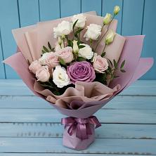 Букет цветов из:  Розы и Лизиантусы в Верхней Салде