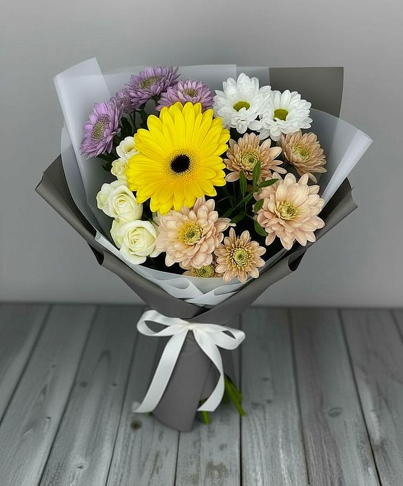 Букет цветов из: Розы, Герберы и Хризантемы в Верхней Салде