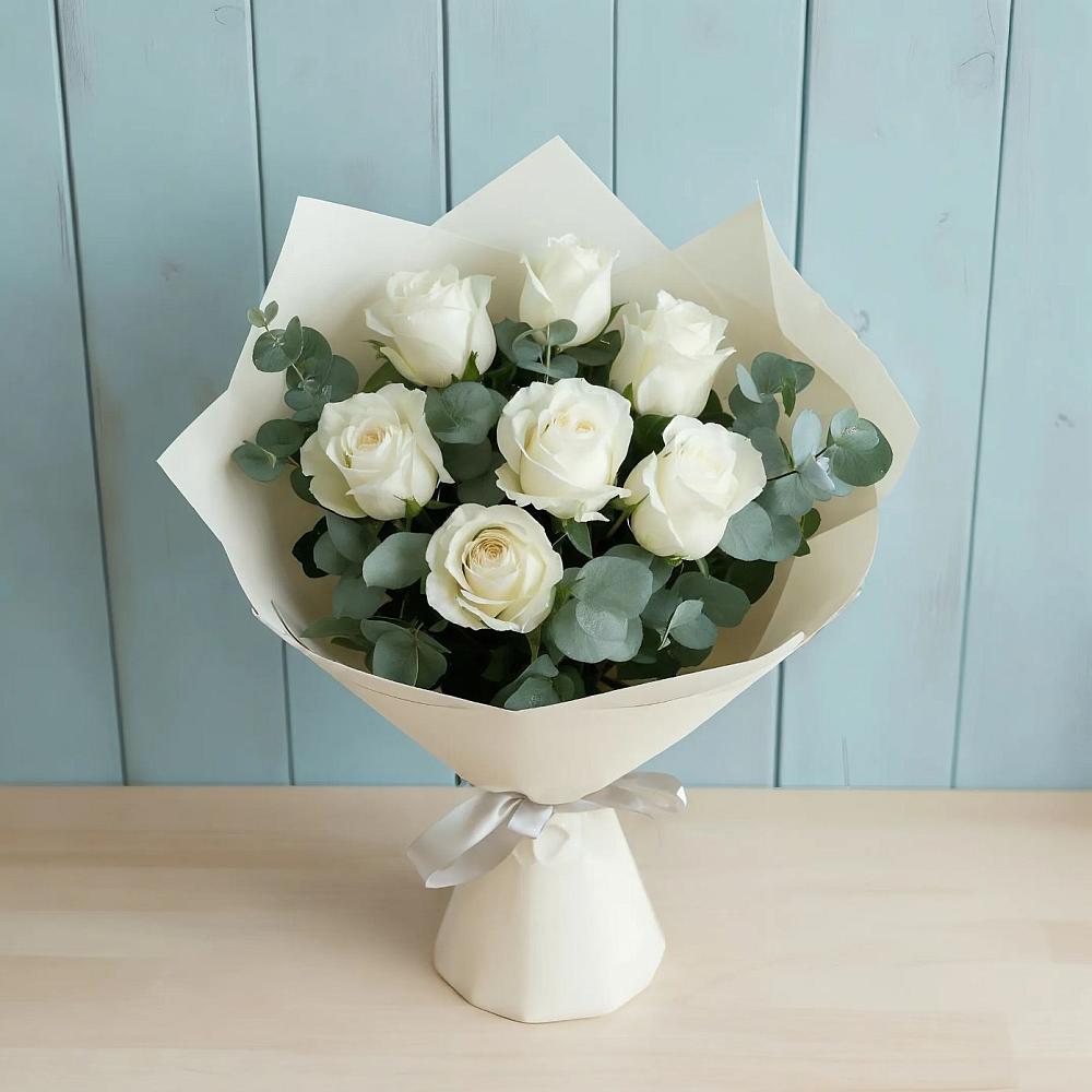 Букет Белые розы в Эвкалипте в Верхней Салде