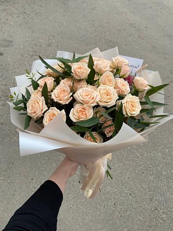 Букет Кремовые розы Латте в Верхней Салде