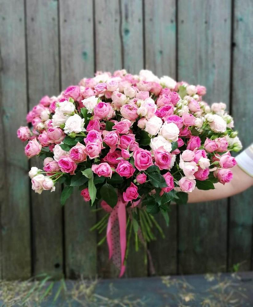 Букет Розовые кустовые розы Натали и Лав Лидия в Верхней Салде