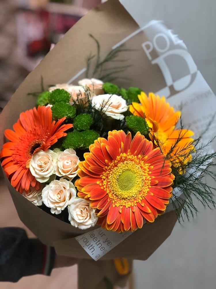Букет цветов из: Герберы, Хризантемы и Розы в Верхней Салде