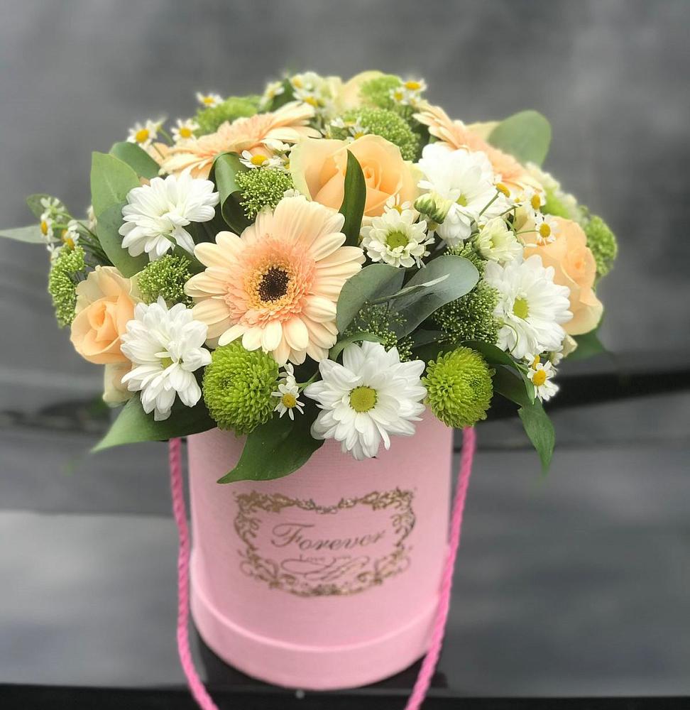 Цветочная композиция из Розы, Герберы и Хризантемы в шляпной коробке в Верхней Салде