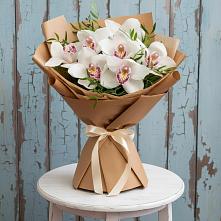 Букет цветов из:  Орхидеи и Розы в Верхней Салде